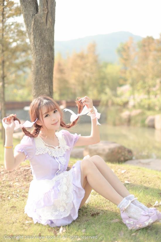 同学未婚妻刘盈2陈阿姨图片同学的未婚妻刘莹范建(点击浏览下一张趣图)