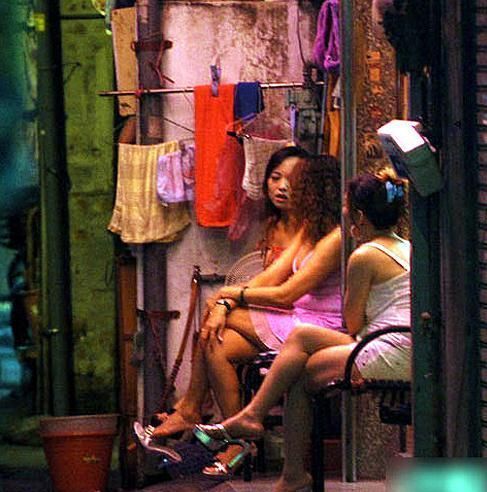 20元失足妇女10元一次失足妇女图片(2)(点击浏览下一张趣图)
