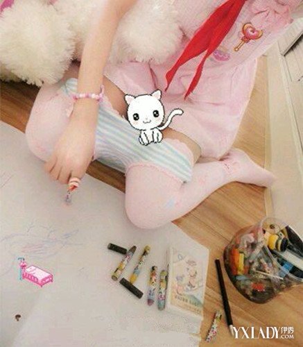 张萌橙视频图片全套 张萌橙黄瓜视频图片(3)(点击浏览下一张趣图)