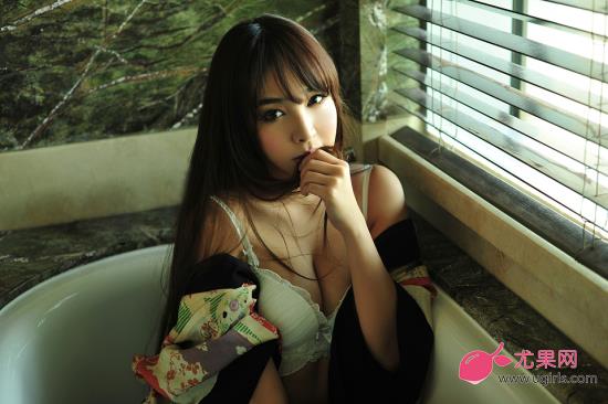 kk55kk com综合网美女图片(2)(点击浏览下一张趣图)