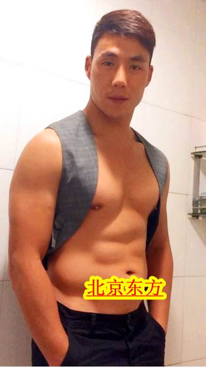 东方男模上海店813全裸图片 上海东方男模图片(5)(点击浏览下一张趣图)