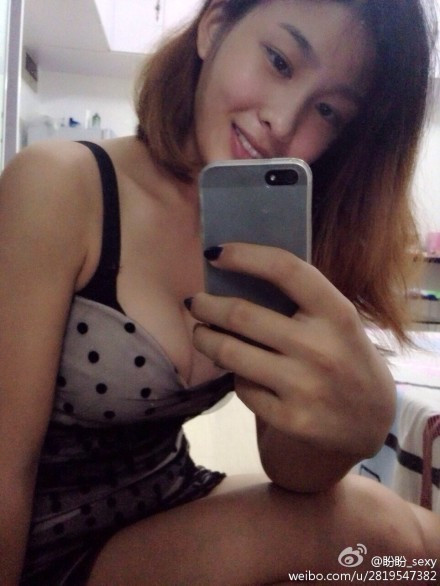 闫盼盼多少钱一次 闫盼盼是鸡吗图片(5)(点击浏览下一张趣图)