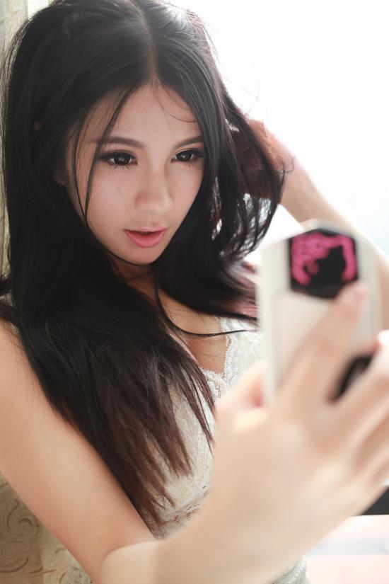 17岁女孩的粉木耳图片 超嫩粉木耳毛不多(9)(点击浏览下一张趣图)