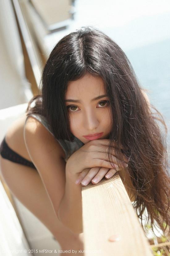 62岁刘娟大妈生活照：62岁湖南大妈照片 29岁和62岁大妈图片(点击浏览下一张趣图)