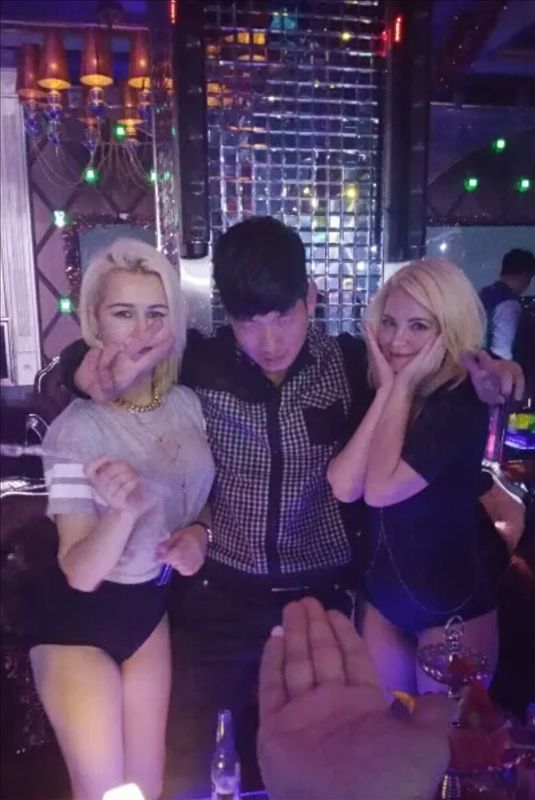 哈尔滨体验俄罗斯大妞 俄罗斯美女(5)(点击浏览下一张趣图)
