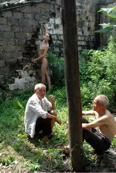 老头净身图片大全(点击浏览下一张趣图)