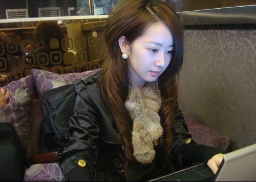 女生照片要真实素颜15：10张同一个人的照片(点击浏览下一张趣图)