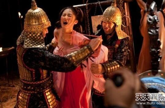 历史上对女人用的酷刑图：古代惩罚女犯的阴邢 古代酷刑中针对女性(5)(点击浏览下一张趣图)