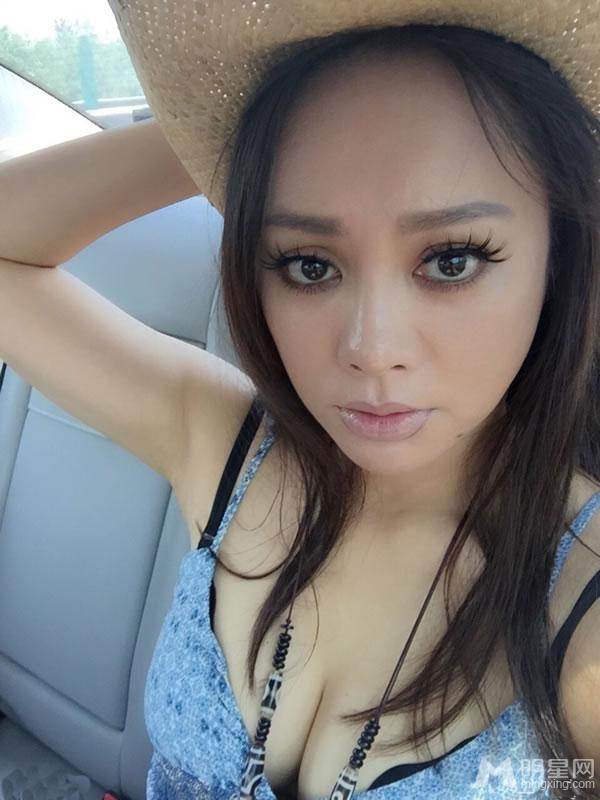 宁静吊带衫秀傲人身材 宁静为什么打马赛克(7)(点击浏览下一张趣图)