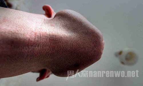 兵哥哥早上晨勃的图片：真实早上晨勃的照片(4)(点击浏览下一张趣图)