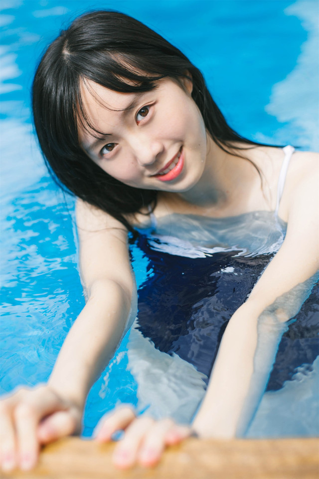 老公吃老婆奶图片搜索：老公喝老婆奶剧照(4)(点击浏览下一张趣图)