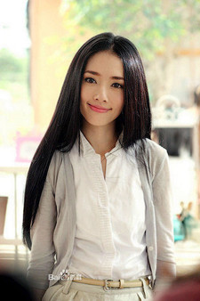 郭碧婷没有穿衣服图片(点击浏览下一张趣图)