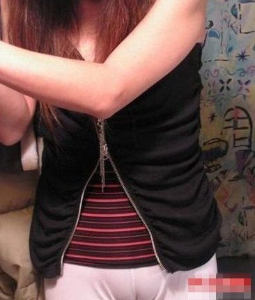 朝鲜女人不能穿裤子图：女人裤子穿太紧尴尬图(9)(点击浏览下一张趣图)