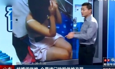 泰安伴娘事件原视频：朋友结婚睡了新娘(7)(点击浏览下一张趣图)