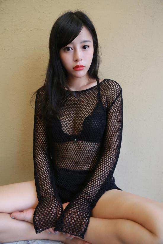 买个首席当爹地小说：爹爹卫珊儿在书房嗯啊(4)(点击浏览下一张趣图)