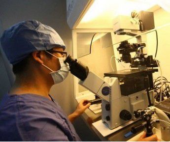 美女做人工受精过程图：女人的全裸体图片一身不挂一(5)(点击浏览下一张趣图)