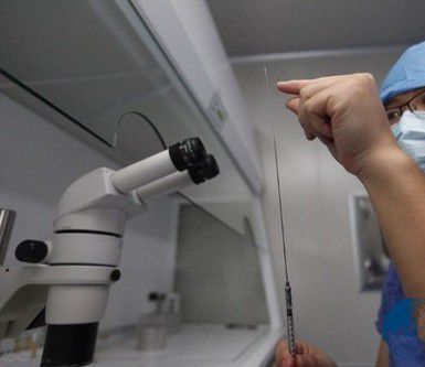 美女做人工受精过程图：女人的全裸体图片一身不挂一(6)(点击浏览下一张趣图)