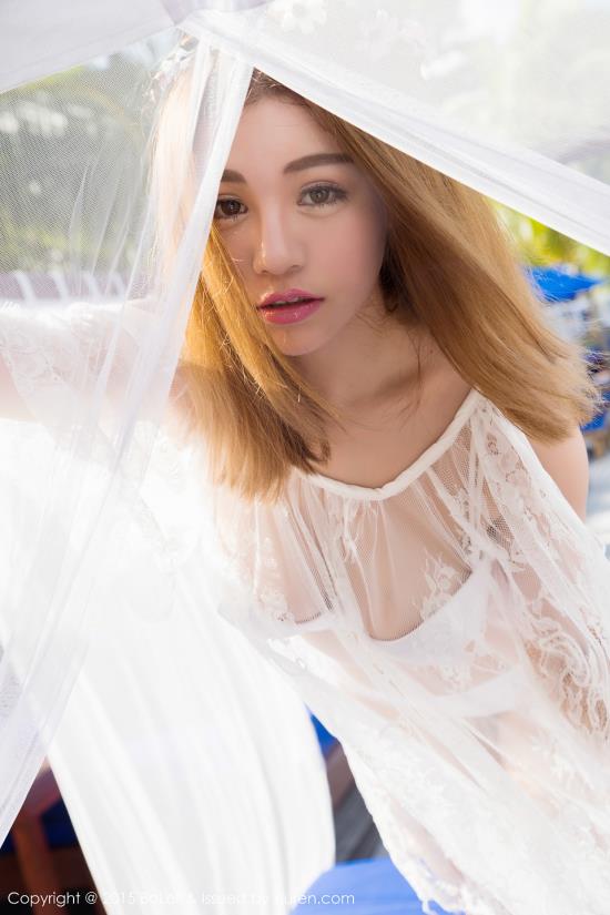 美女亲自使用卫生巾图片：紧身裤的十大恶劣穿法(6)(点击浏览下一张趣图)