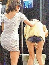 女子醉酒被快车猥琐3次图：女醉酒的恐怖下场视频(4)(点击浏览下一张趣图)