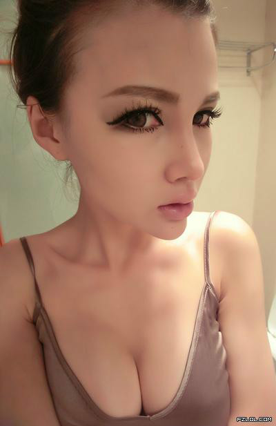 按摩乳房步骤图：乳房出现“青筋” 图片(点击浏览下一张趣图)