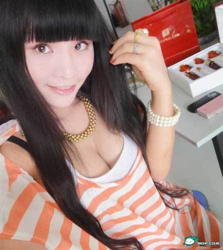 按摩乳房步骤图：乳房出现“青筋” 图片(8)(点击浏览下一张趣图)