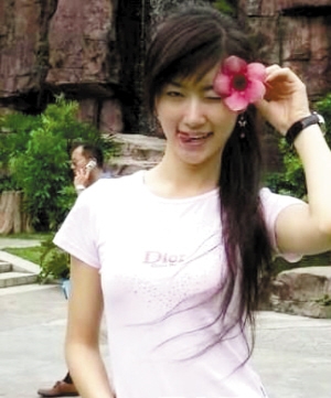 重庆艳照门赵红霞图片：东莞四女五男视频(2)(点击浏览下一张趣图)