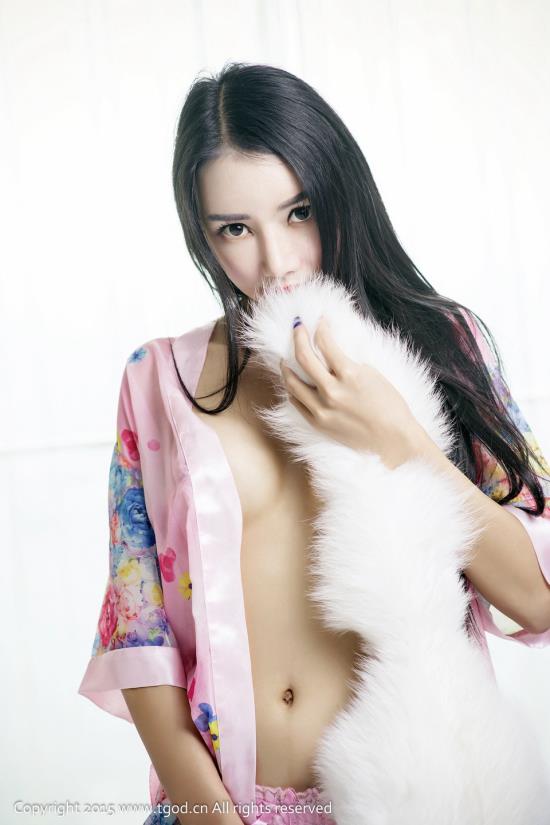 肖奈和微微的亲密一夜：肖奈和微微的第一次(点击浏览下一张趣图)