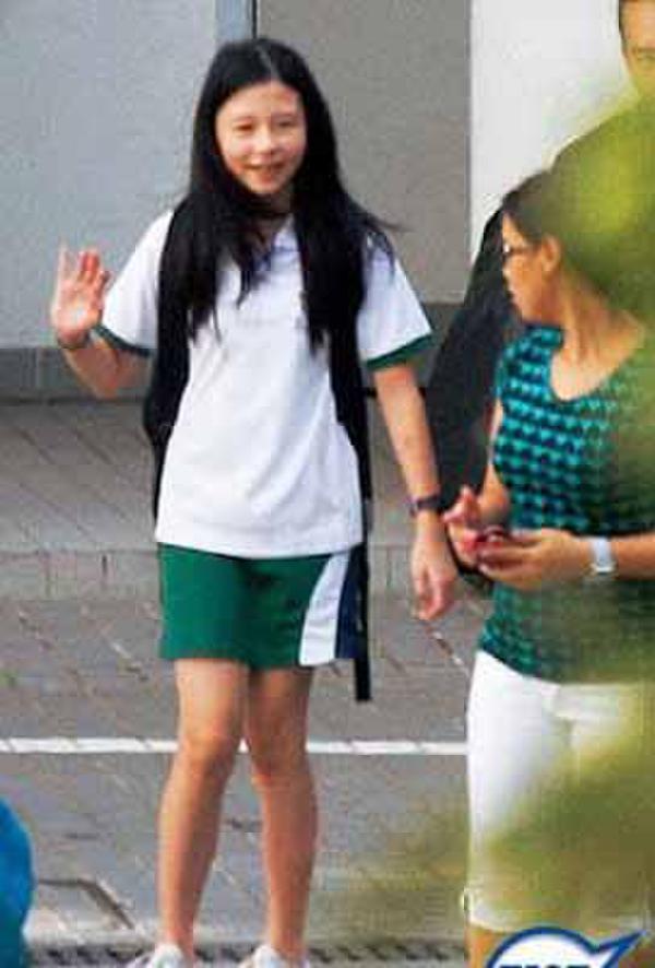邱淑贞女儿照片(点击浏览下一张趣图)