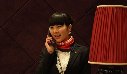 售楼小姐潜规动态图：史上最美售楼小姐罗娟(4)(点击浏览下一张趣图)