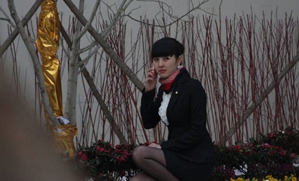 售楼小姐潜规动态图：史上最美售楼小姐罗娟(10)(点击浏览下一张趣图)