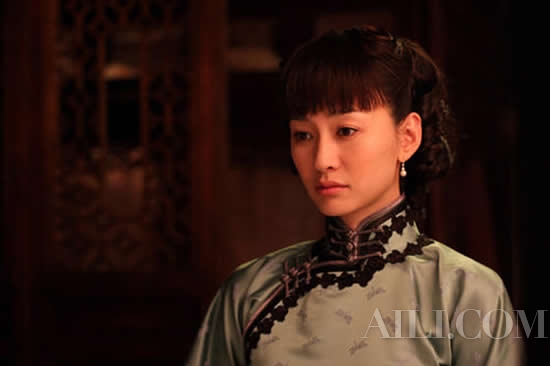 明星旗袍装最美图片：李小冉旗袍照太美(3)(点击浏览下一张趣图)