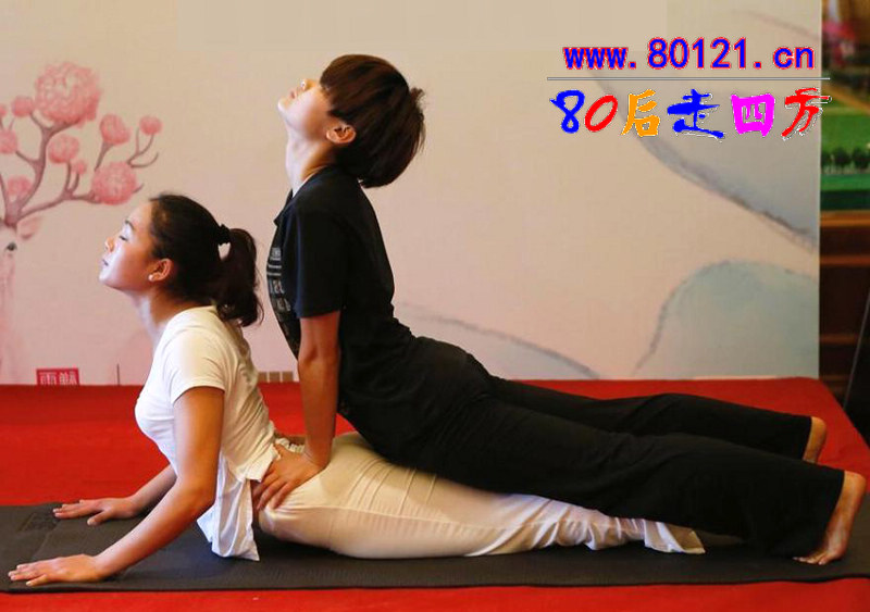 鬼子扛枪,玉女坐蜡图(点击浏览下一张趣图)