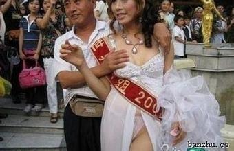 云南楚雄嘛奶节视频图：2016年云南模奶节视频(3)(点击浏览下一张趣图)