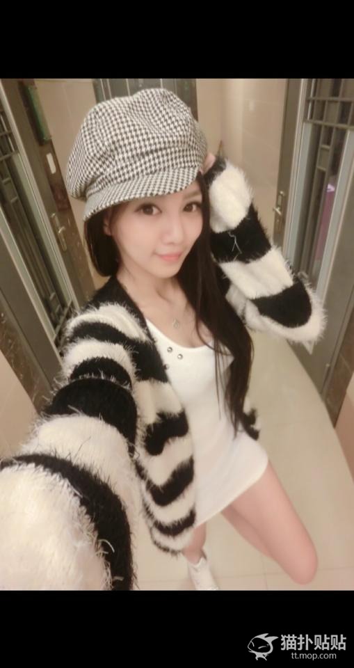亚洲se图 10p：偷拍自拍亚洲图片老婆大方自拍(2)(点击浏览下一张趣图)