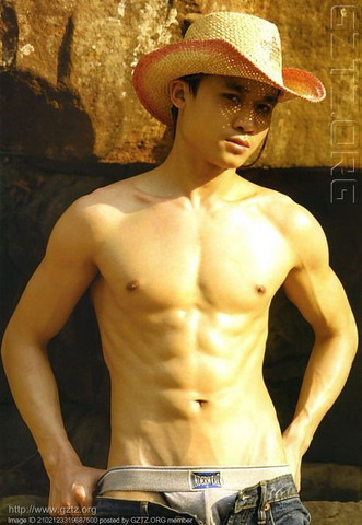 淡蓝网男体图库：cockyboys资源在线看(5)(点击浏览下一张趣图)