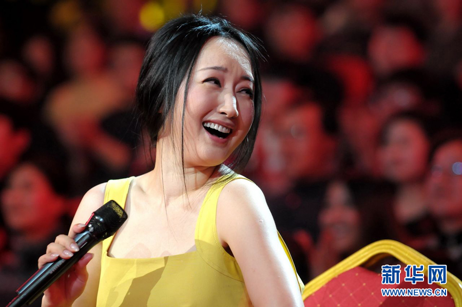 杨钰莹羞辱门全部过程图：赖昌星和杨钰莹睡觉(2)(点击浏览下一张趣图)