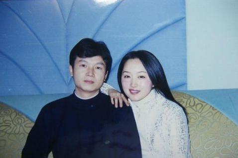 杨钰莹羞辱门全部过程图：赖昌星和杨钰莹睡觉(6)(点击浏览下一张趣图)