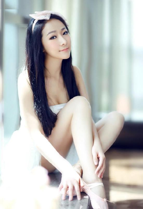 偷洗衣机里的内衣贴吧图：洗衣机里的蕾丝内裤(7)(点击浏览下一张趣图)