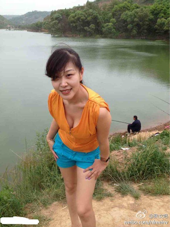 徐娘花开媚艳艳图集84：徐娘花开媚艳艳235图集(8)(点击浏览下一张趣图)