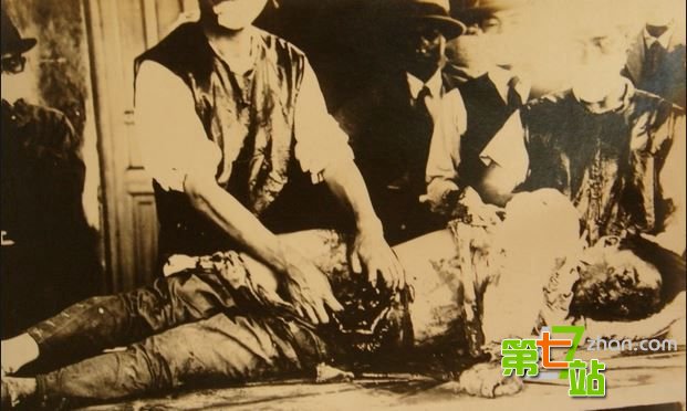731部队女尸图：日军731部队性试验方法图解(9)(点击浏览下一张趣图)