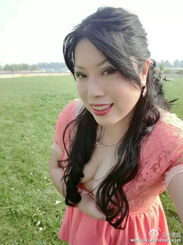 水柔姐8月旅游归来照片：水柔姐柔姐个人图集(5)(点击浏览下一张趣图)