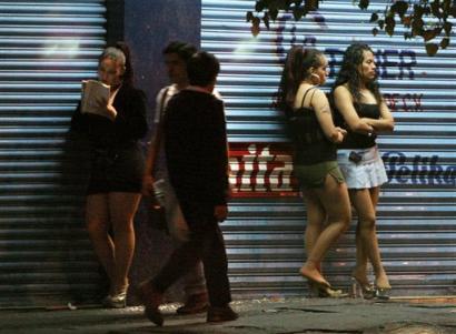 广州哪里有外国站街女图：广州哪里有外国妞服务(点击浏览下一张趣图)