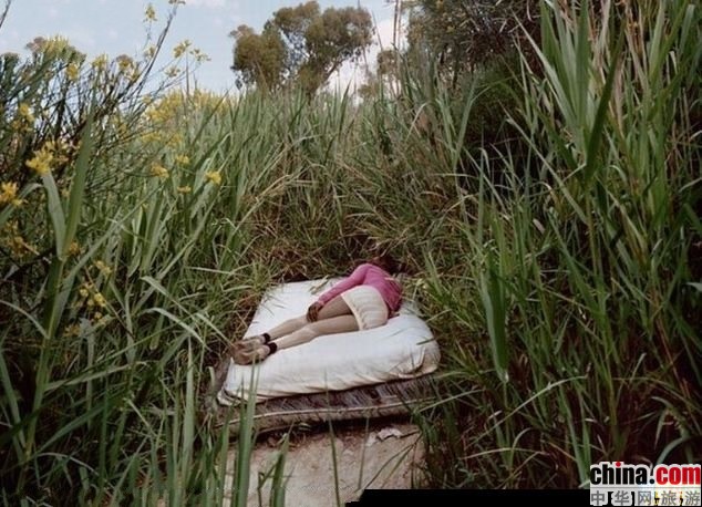 南昌树林龌龊男女图片：树林的龌龊男女图片(4)(点击浏览下一张趣图)