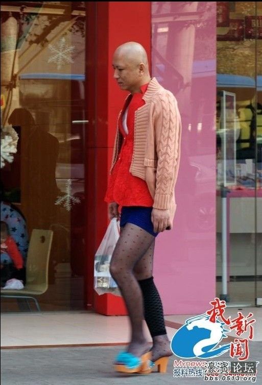 男穿十六厘米高跟鞋图：男穿女式高跟鞋图(3)(点击浏览下一张趣图)