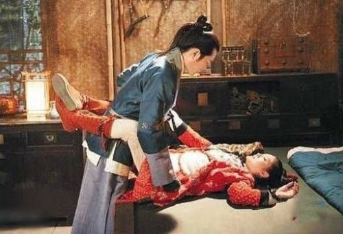新娘惨叫一声 好大：男女洞房之夜要干什么图解(8)(点击浏览下一张趣图)