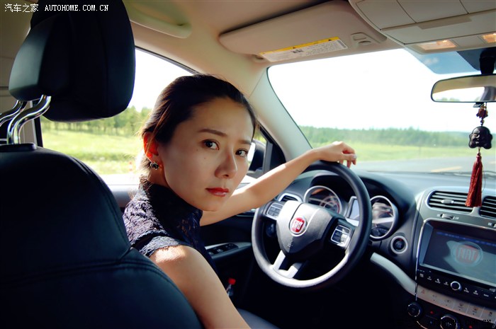 被隐藏的媳妇车模polo：没上首页的媳妇当车模(8)(点击浏览下一张趣图)