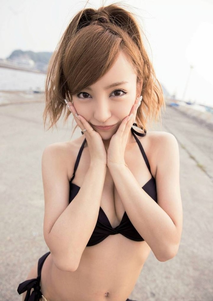 板野友美下海种子封面作品：板野友美妹妹下海(5)(点击浏览下一张趣图)