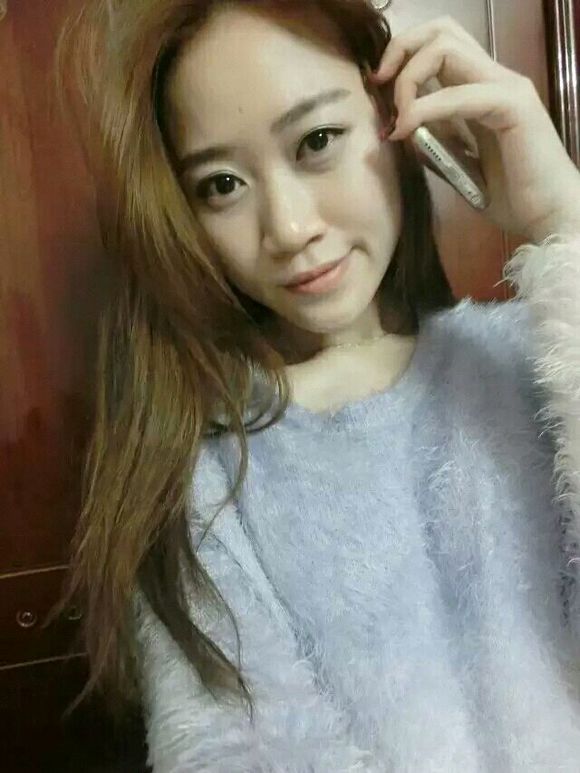 赵婧被咬前照片(点击浏览下一张趣图)