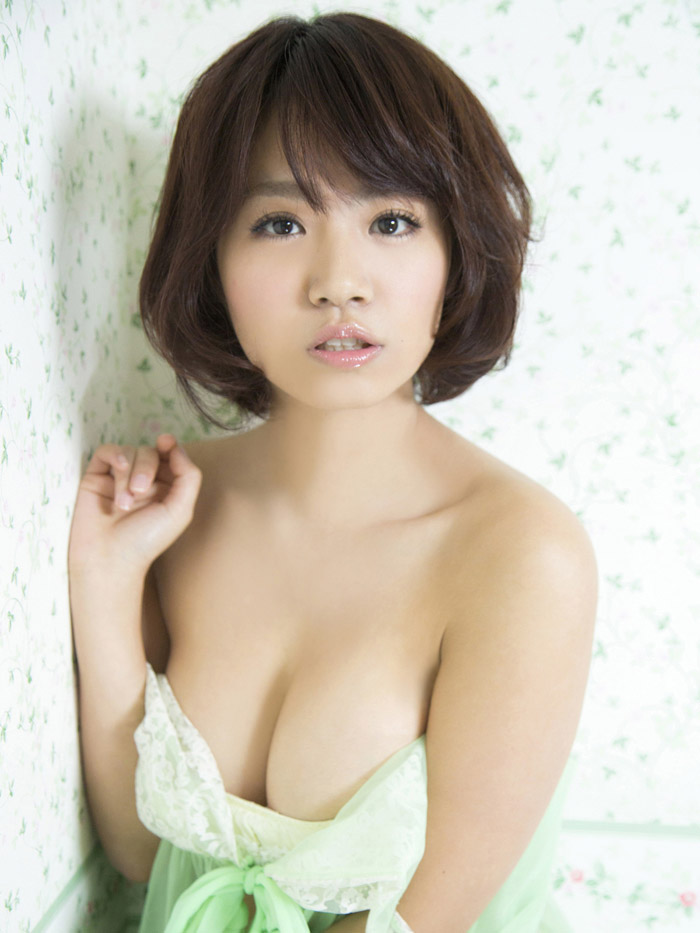 d罩杯的手感：g奶美女穿胸罩视频(点击浏览下一张趣图)