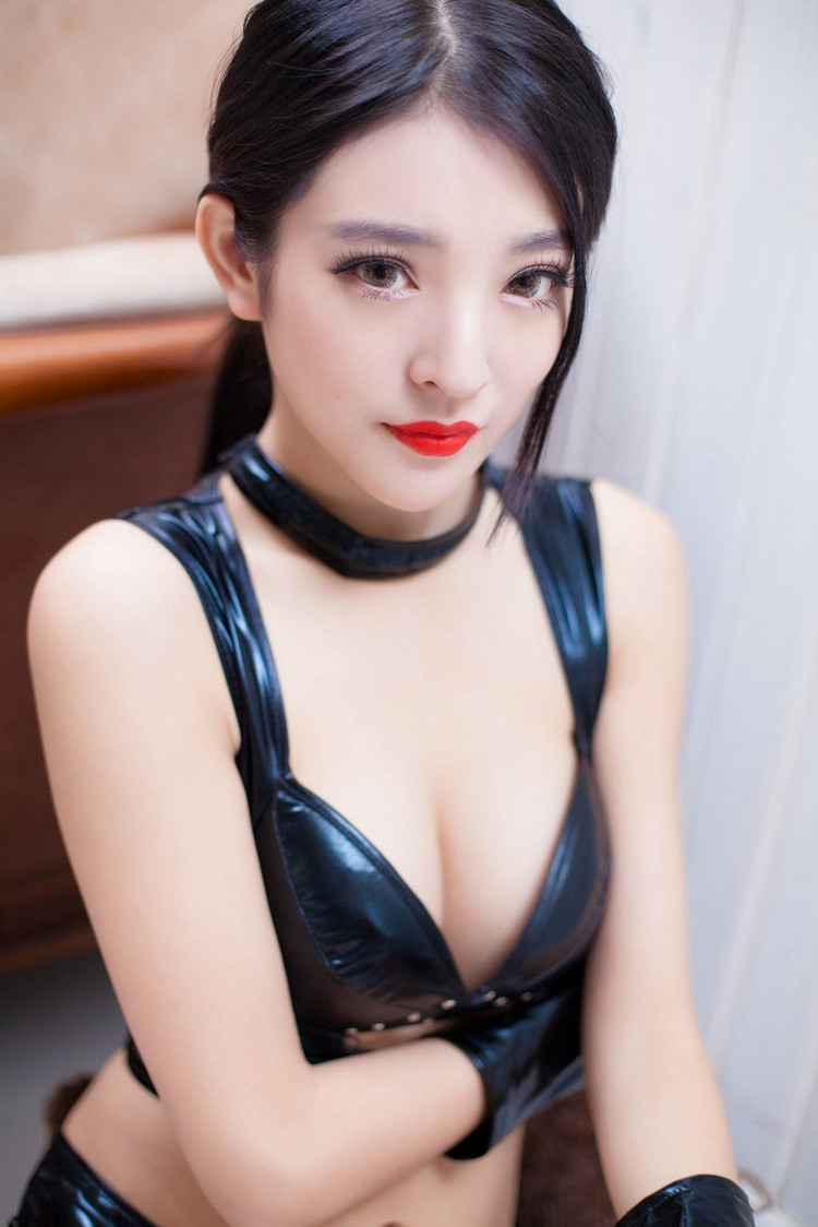 66微拍宅男视频：陈大榕白衬衫百度云(点击浏览下一张趣图)